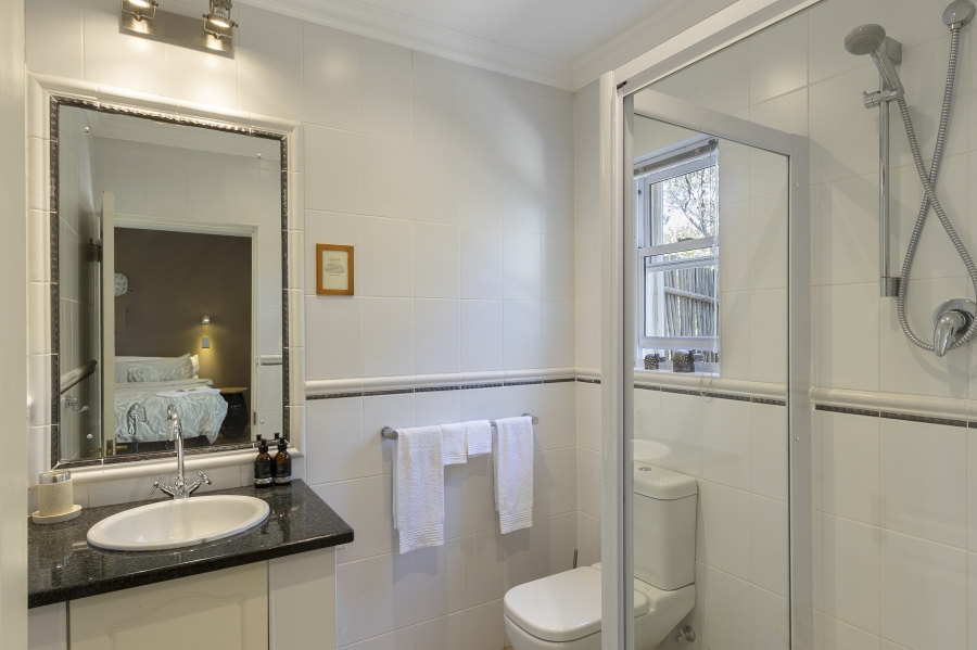 6 Bedroom Property for Sale in La Concorde Western Cape